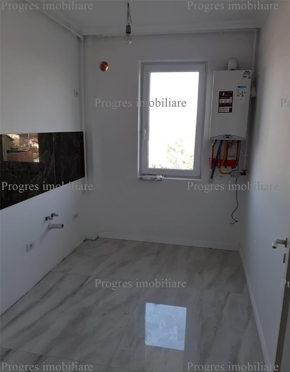 Apartament 2 camere decomandat , loc de parcare , 70.000 euro