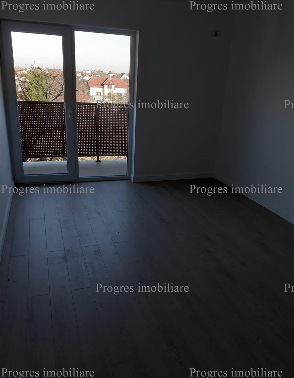 Apartament 2 camere decomandat , loc de parcare , 70.000 euro