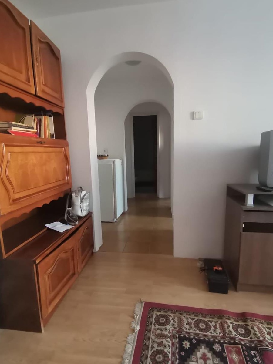 Apartament 2 camere decomandat - Valea Argesului, Drumul Taberei, langa metrou