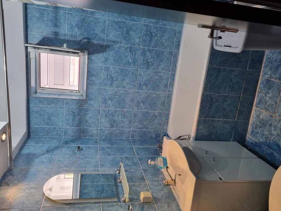 Apartament 2 camere decomandat zona Astra(L.C.Babes)