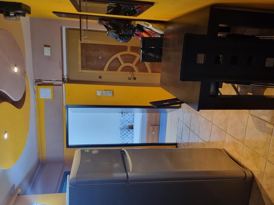 Apartament 2 camere decomandat zona Astra(L.C.Babes)