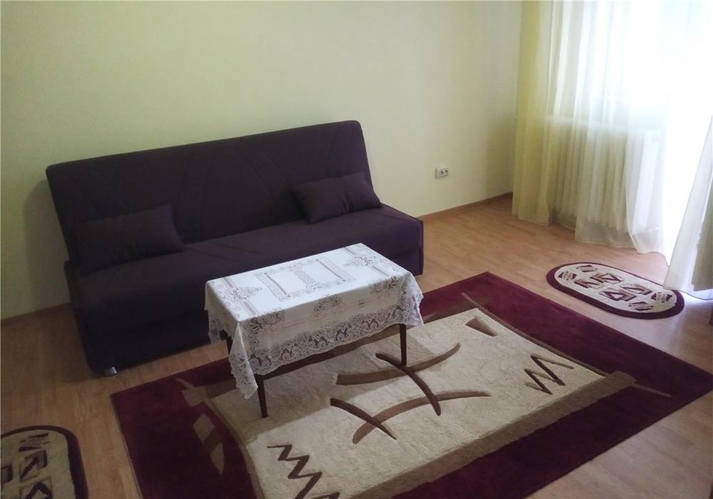 Apartament 2 camere decomandat,Deva-piața centrală