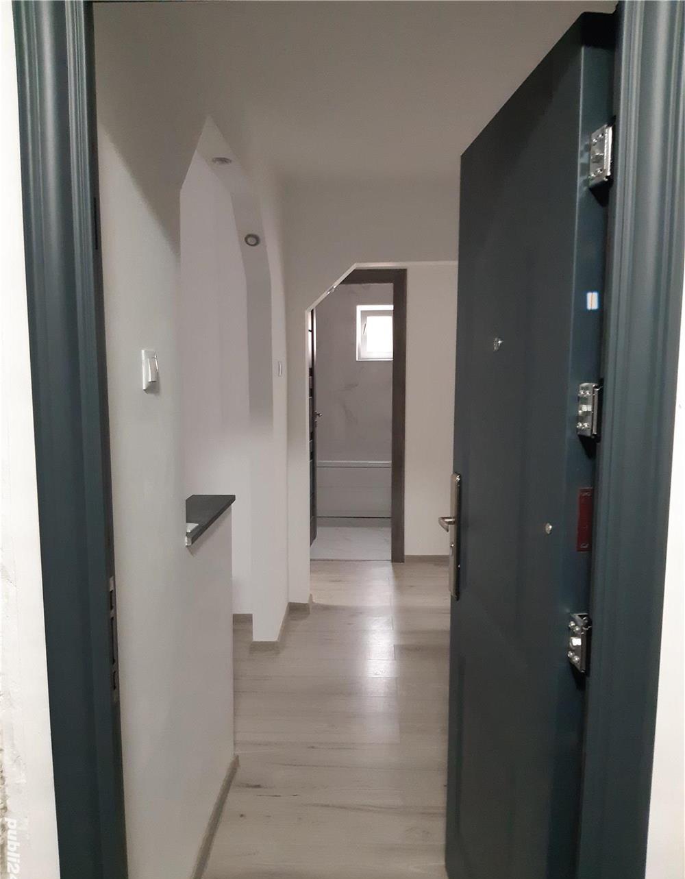 Apartament 2 camere decomandate
