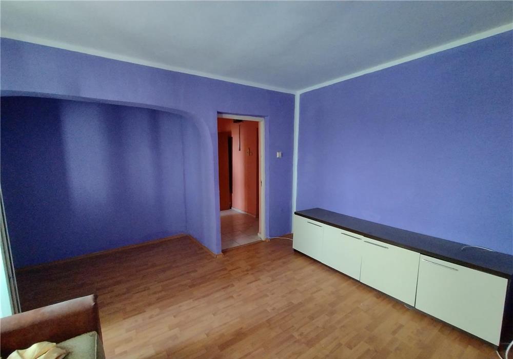 Apartament 2 camere decomandate Micro 17 centrala termica