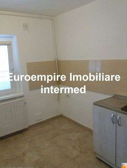 Apartament 2 camere decomandate zona GARA