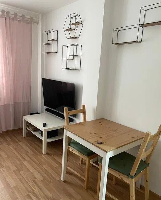 !!! Apartament 2 Camere Dristor Centrala Proprie !
