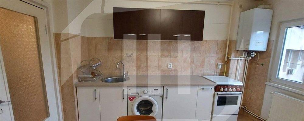 Apartament 2 camere, etaj 2, decomandat, parcare, zona Piata Marasti