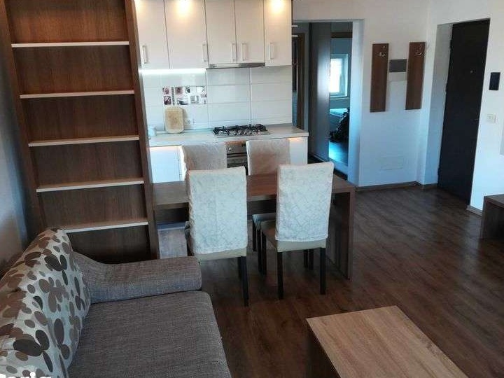 Apartament 2 camere in bloc nou, zona Tractorul