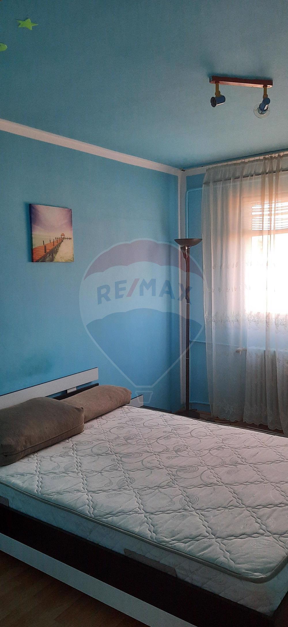 Apartament 2 camere în zona Aurel Vlaicu
