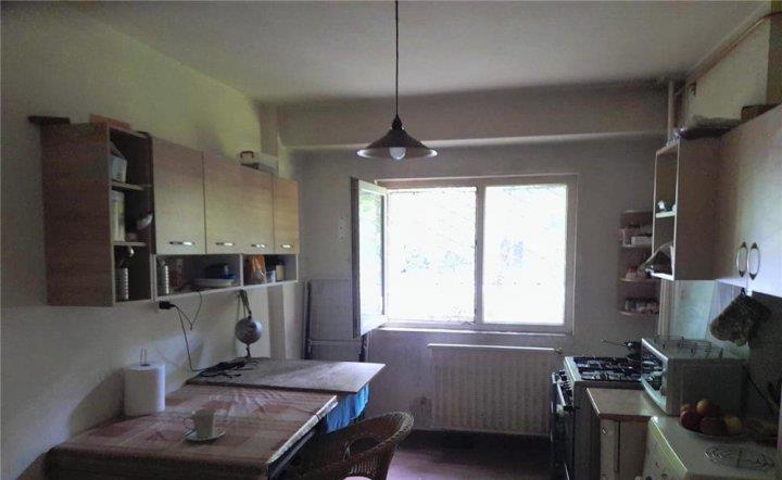 Apartament 2 camere in zona Tineretului