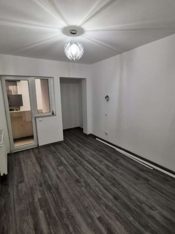 Apartament 2 camere langa Metrou Aparatorii Patriei