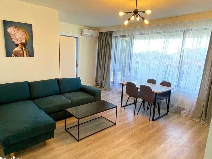 Apartament 2 camere-loc de parcare-central-prima inchiriere
