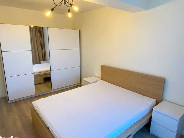 Apartament 2 camere-loc de parcare-central-prima inchiriere