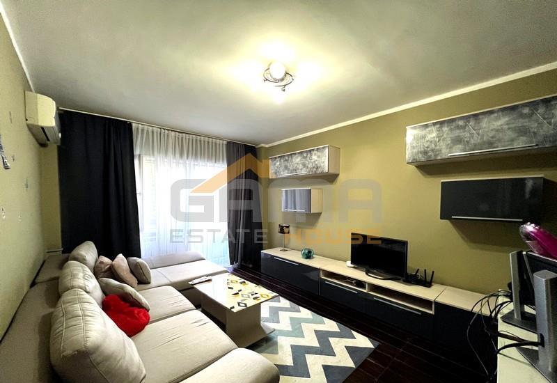 Apartament 2 camere modern, etaj 1, decomandat, zona Intim