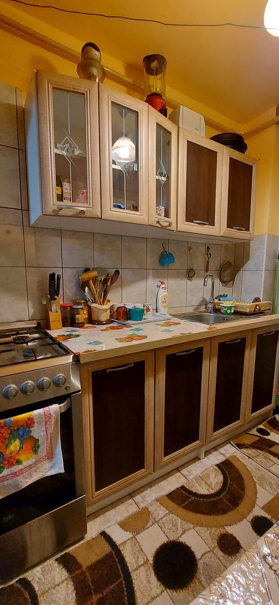 Apartament 2 camere, modernizat, Micro 15