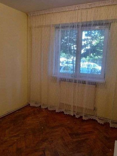 Apartament 2 camere, parter, Slatina