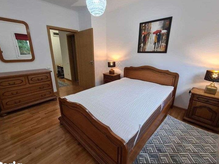 Apartament 2 camere prima inchiriere zona Calea Calarasilor , Decebal