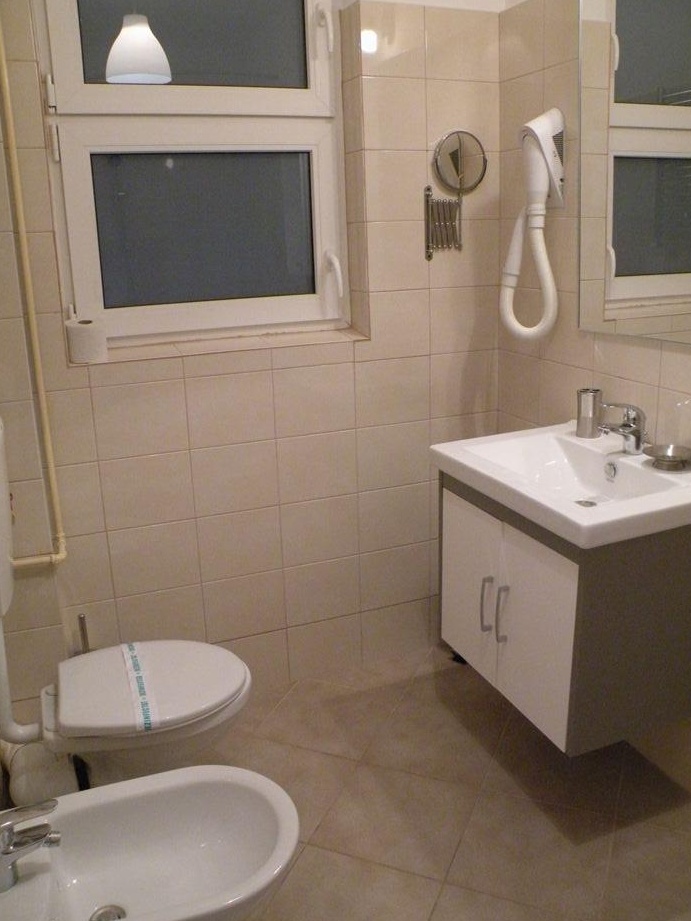 Apartament 2 camere Sala Palatului - Hilton mobilat si utilat modern