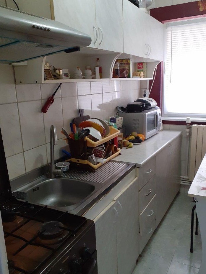 APARTAMENT 2 CAMERE SEMIDECOMANDAT