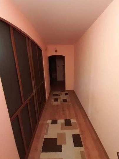 Apartament 2 camere transformat în 3 camere
