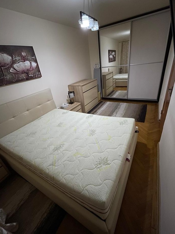 Apartament 2 camere - zona Medicinei direct de la proprietar!