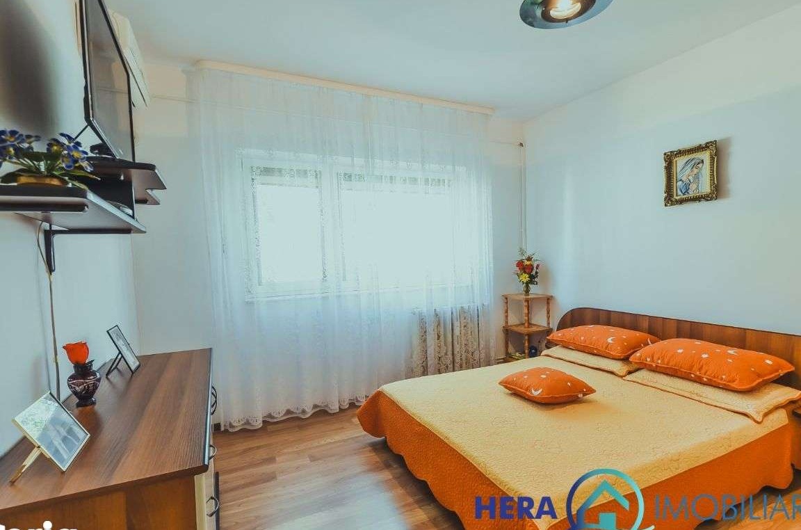 Apartament 2 Camere Zona Micalaca Pret 57.500 Euro Negociabil