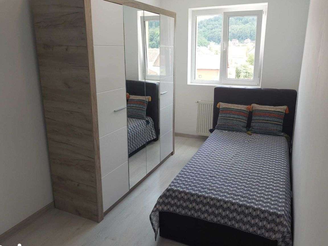 Apartament 2 camere zona Noua