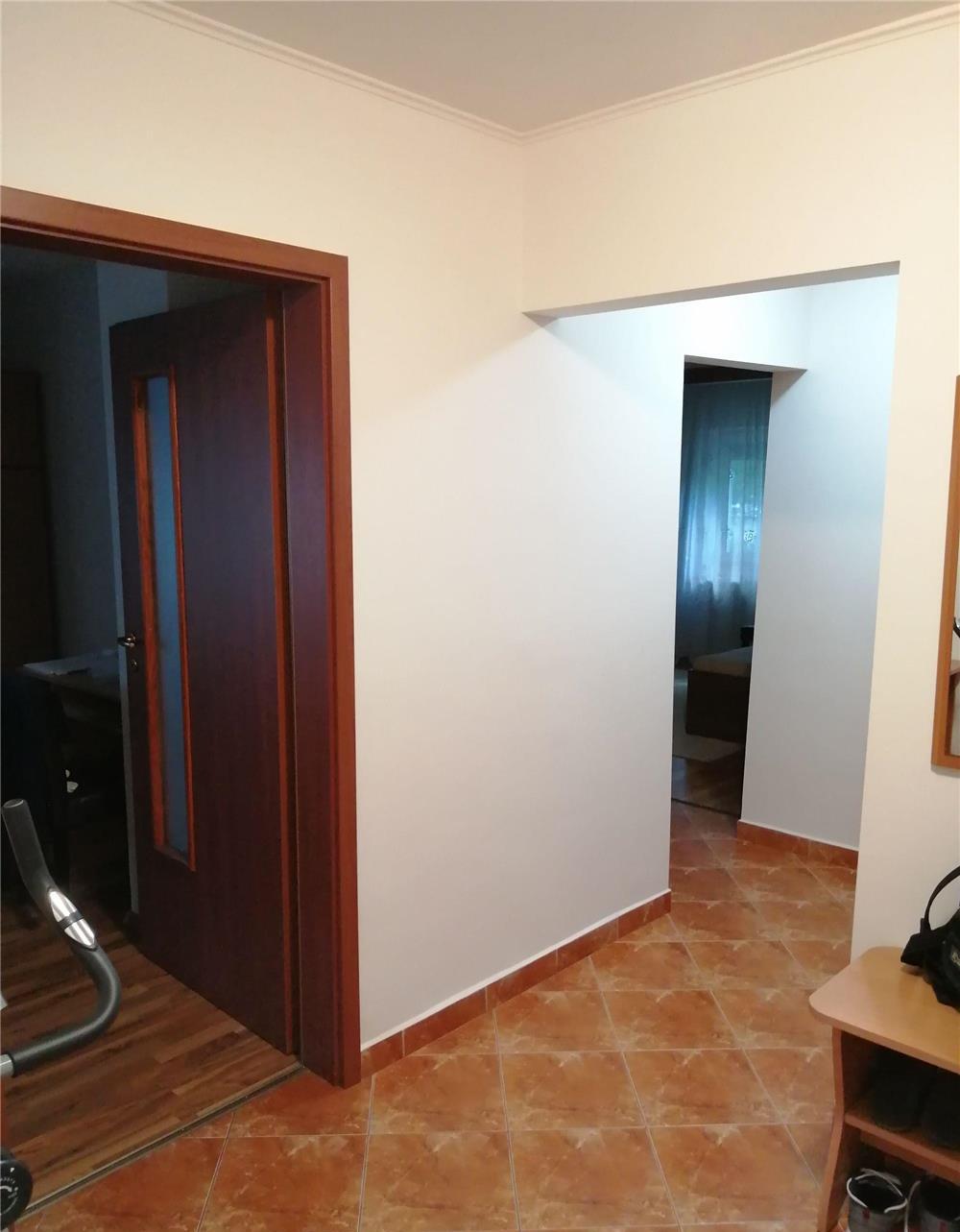 Apartament 2 camere, zona Ramada