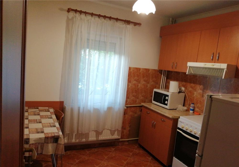 Apartament 2 camere, zona Ramada
