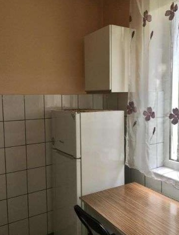 Apartament 2 camere zona Tractorul -cod:4000