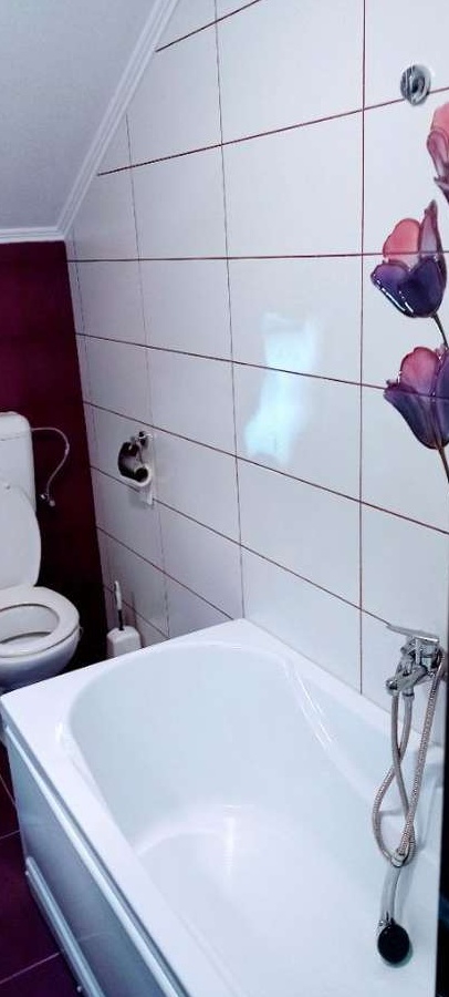 Apartament 2 camere,decomandat complet utilat și mobilat .
