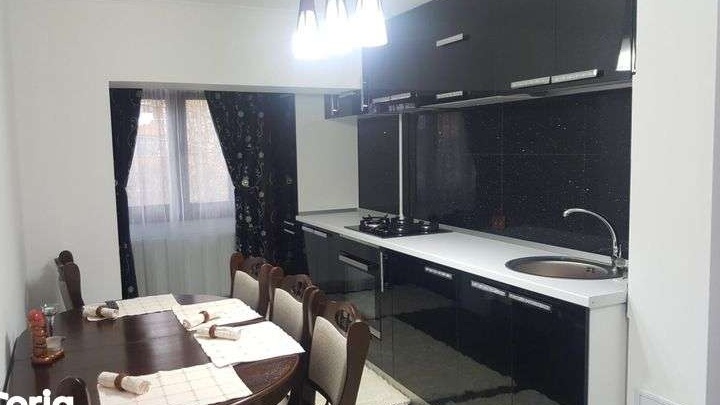 Apartament 2 camere,decomandat etajul 2