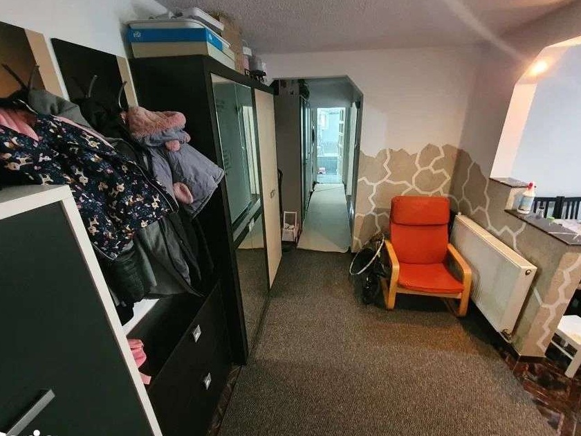 Apartament 3 camere ~ 68 mp ~ parter, BRADET