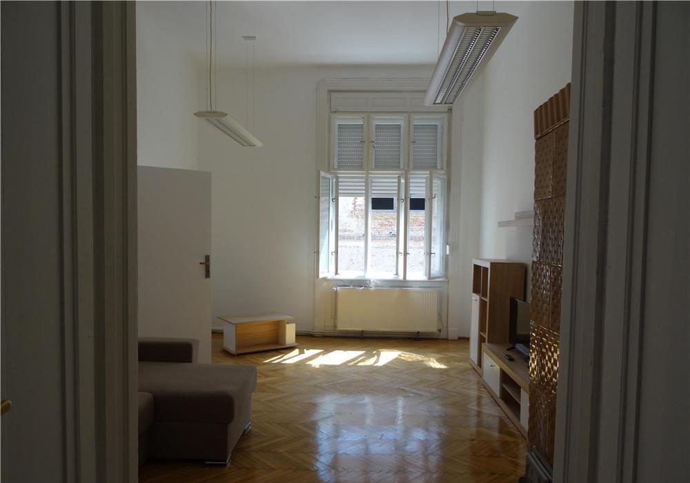 Apartament 3 camere 97 mp   Piata Unirii