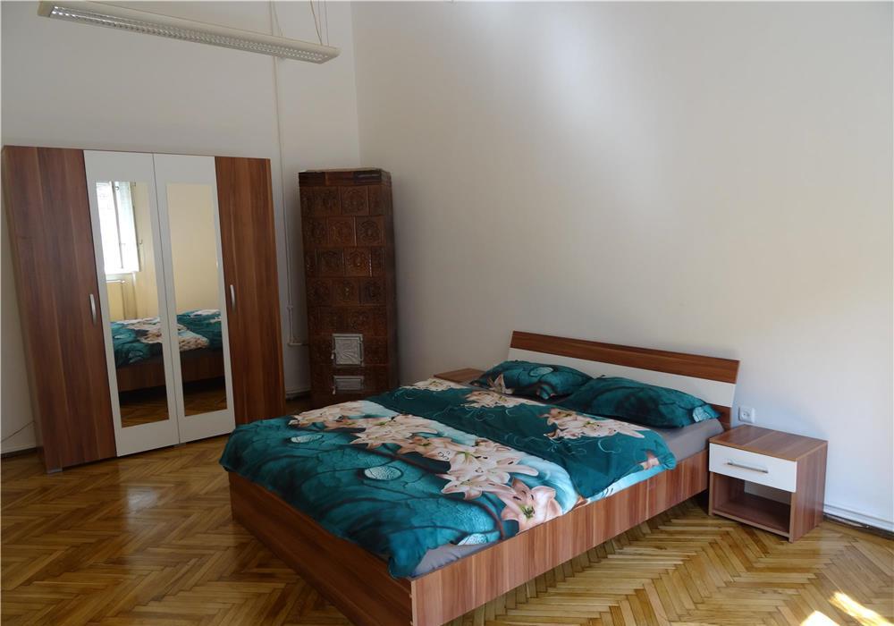 Apartament 3 camere 97 mp   Piata Unirii