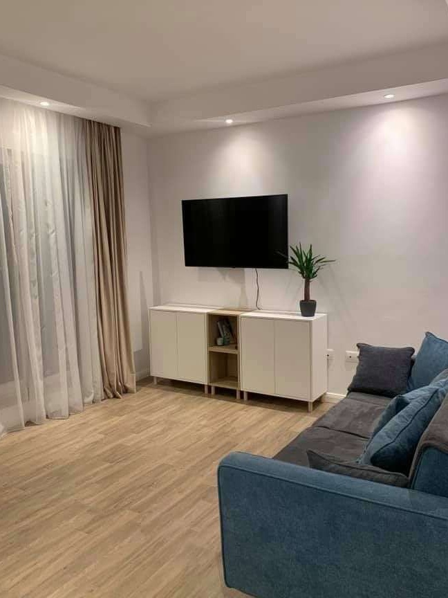 Apartament 3 camere, balcon, loc de PARCARE, in Cosmopolis !