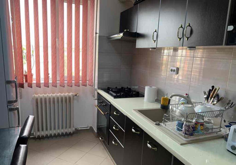 Apartament 3 camere - central