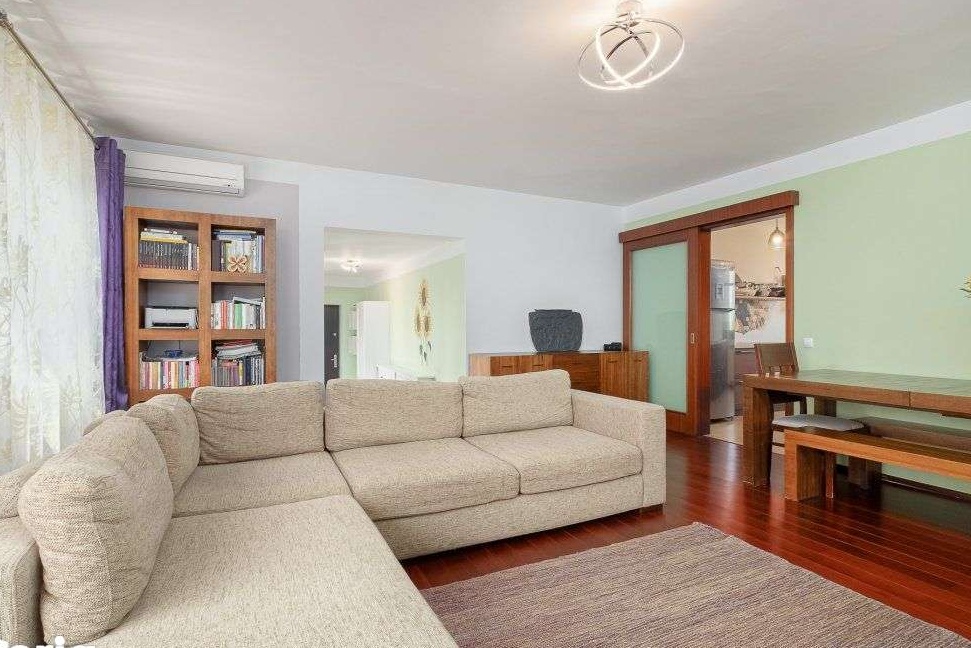 Apartament 3 camere cu 2 locuri de parcare Baneasa - SISESTI