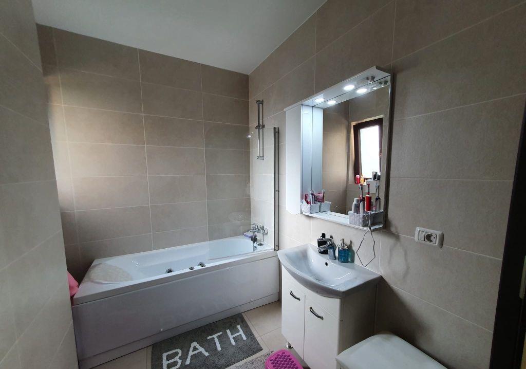 Apartament 3 camere, Cug , Expo Mobila