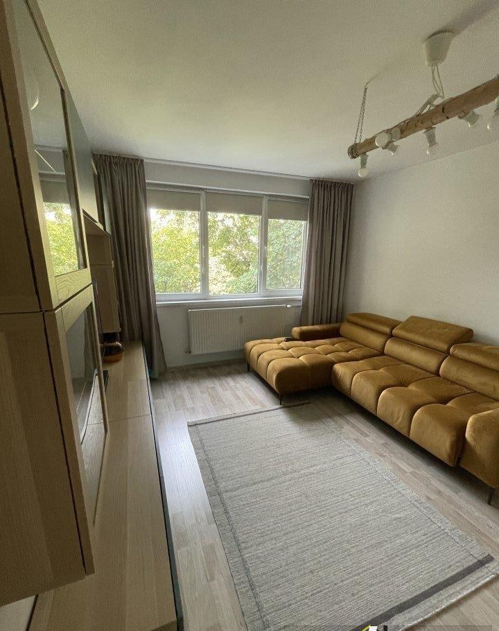 Apartament 3 camere de vanzare Drumul Taberei