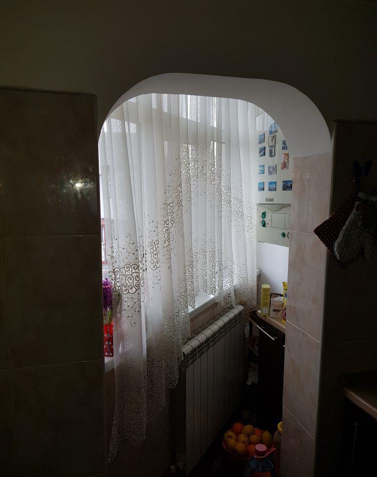 Apartament 3 camere, decomandat, foarte bun