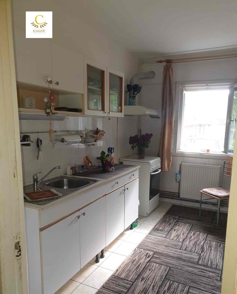 Apartament 3 camere decomandat parter zona Matei Basarab