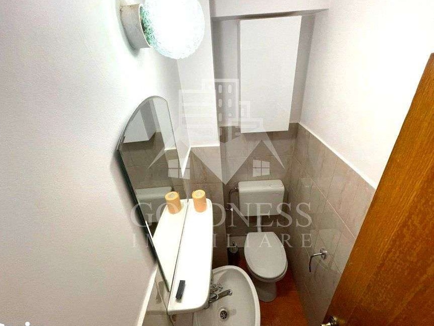 apartament 3 camere decomandate Andrei Muresanu semicentral