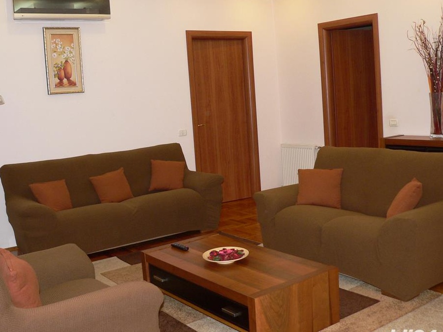 Apartament 3 camere, et. 4/6. Herastrau, mobilat - utilat LUX, loc parcare si boxa subsol