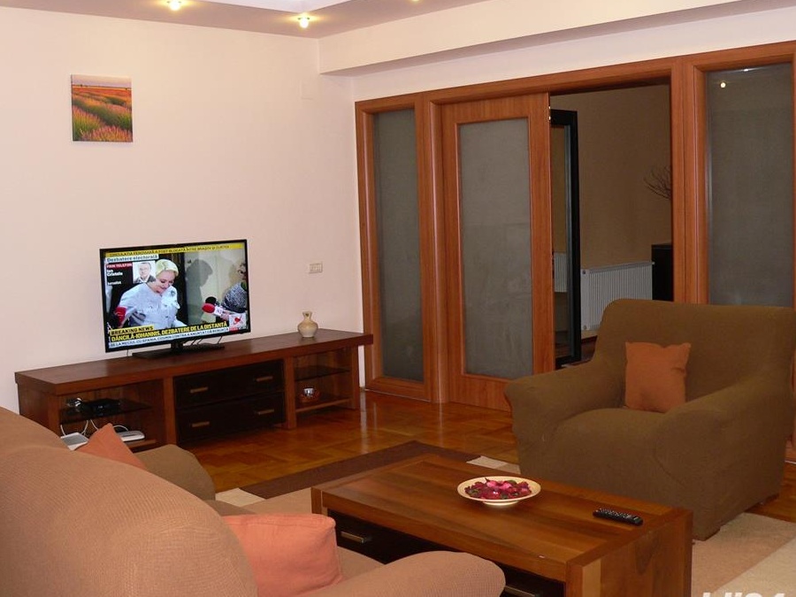 Apartament 3 camere, et. 4/6. Herastrau, mobilat - utilat LUX, loc parcare si boxa subsol