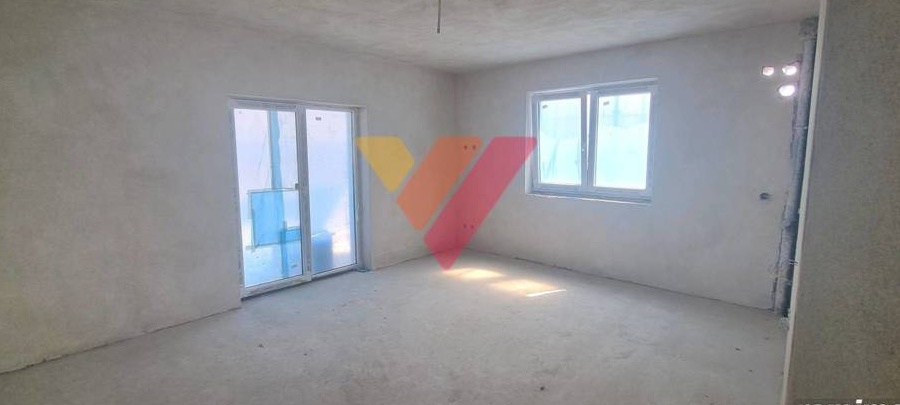 Apartament 3 camere, Etaj 2 - Zona de Vest - Turnisor