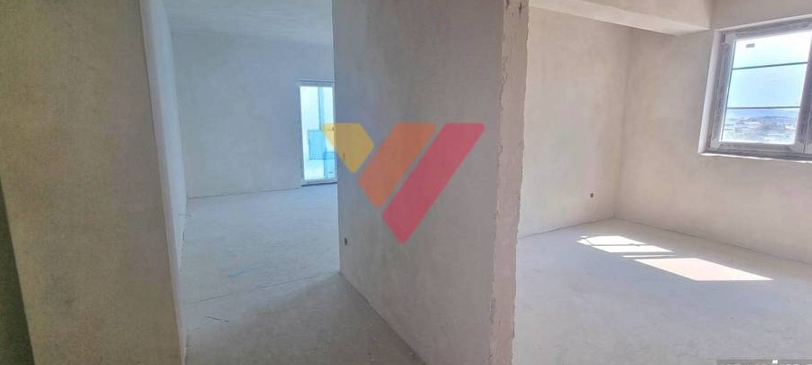 Apartament 3 camere, Etaj 2 - Zona de Vest - Turnisor