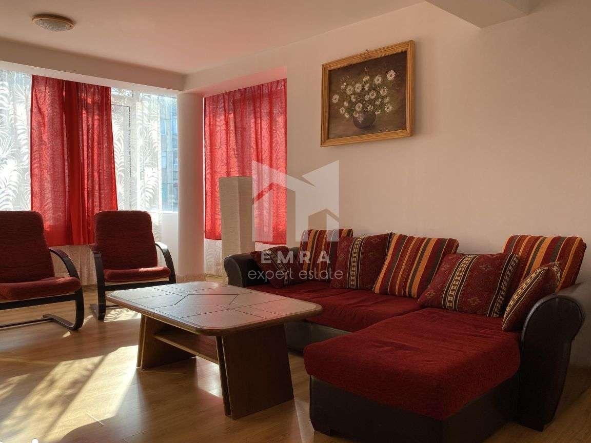 Apartament 3 camere în cartierul 7 Noiembrie - aproape de UMF