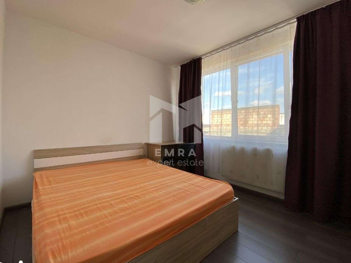 Apartament 3 camere în cartierul 7 Noiembrie - aproape de UMF
