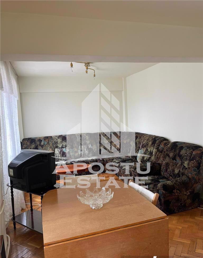Apartament 3 camere- la 5 minute de Complex Studentesc